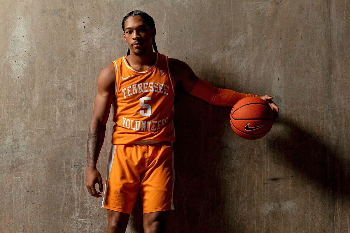 Parking Tennessee Volunteers at Kentucky Wildcats Mens Basketball