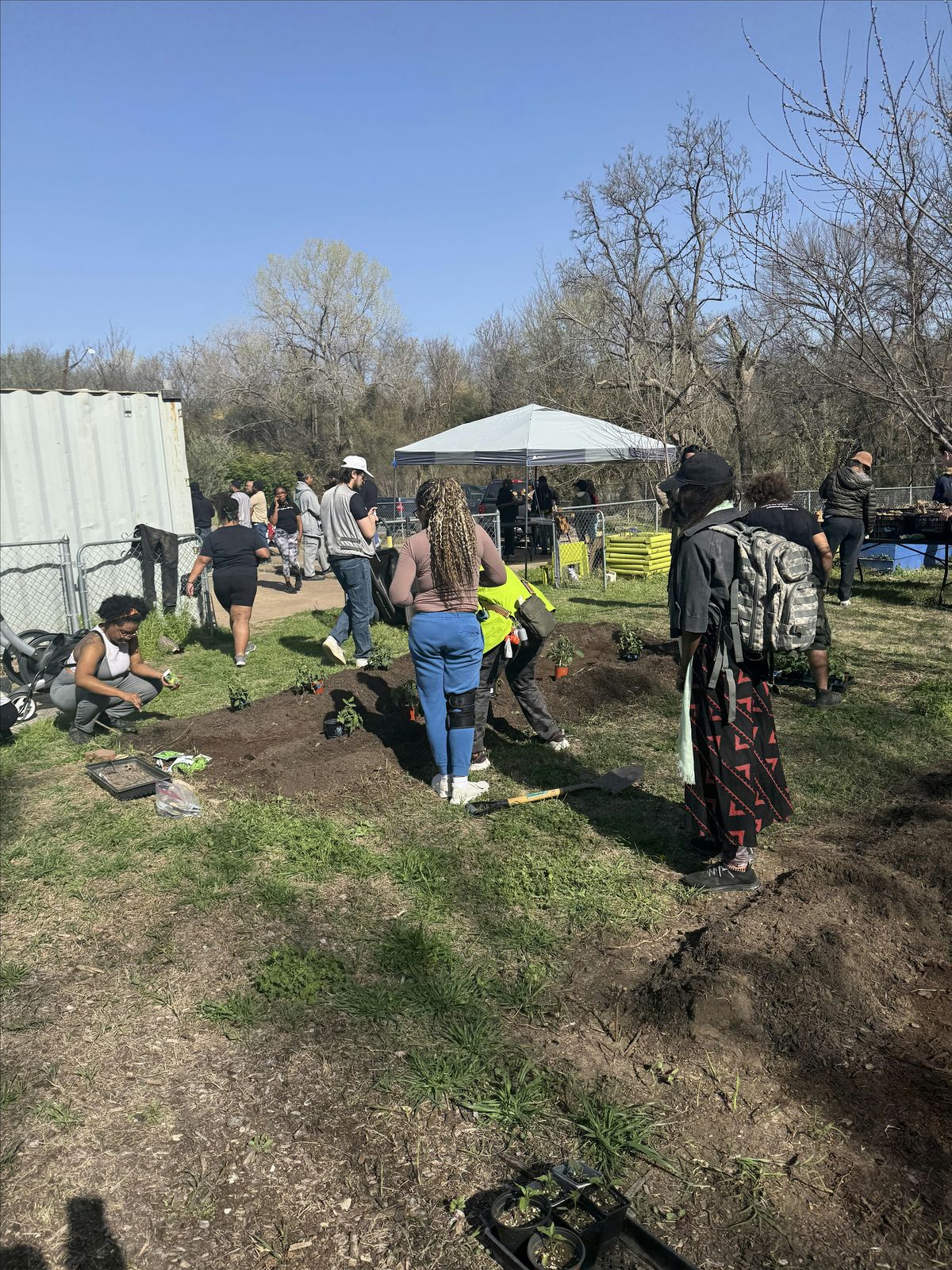 *COMMUNITY GARDENING* Joppy Momma's Farm