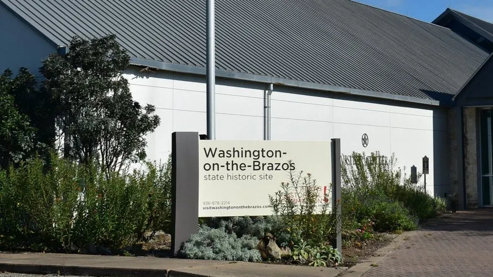 BUS TRIP:  Tour Washington on the Brazos - Lunch at the Asian Cajun Grill!!