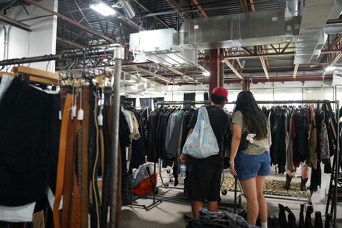 pickers playground: indoor summer retro market