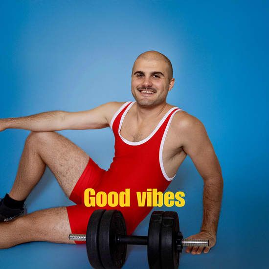 Nicolas Zog dans 'Good Vibes' au th\u00e9\u00e2tre BO Saint-Martin