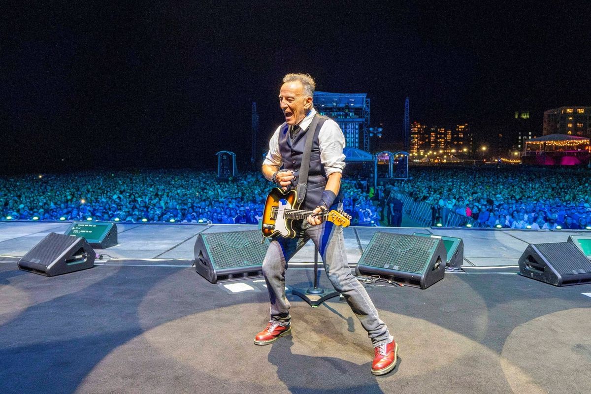 Bruce Springsteen & the E Street Band Anfield, Liverpool, EN June 4