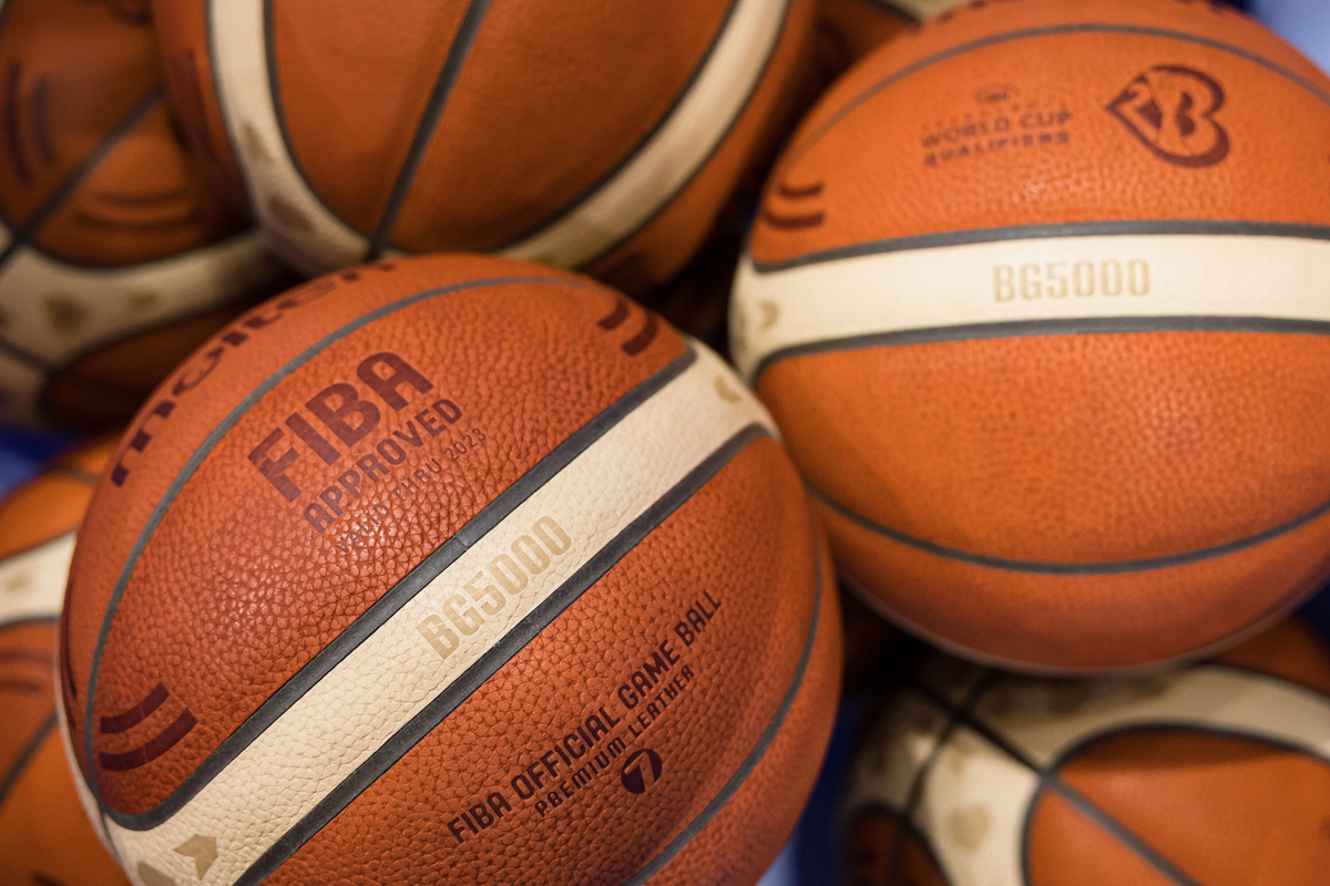 Parking Basketball World Cup Qualifier: USA vs Dominican Republic