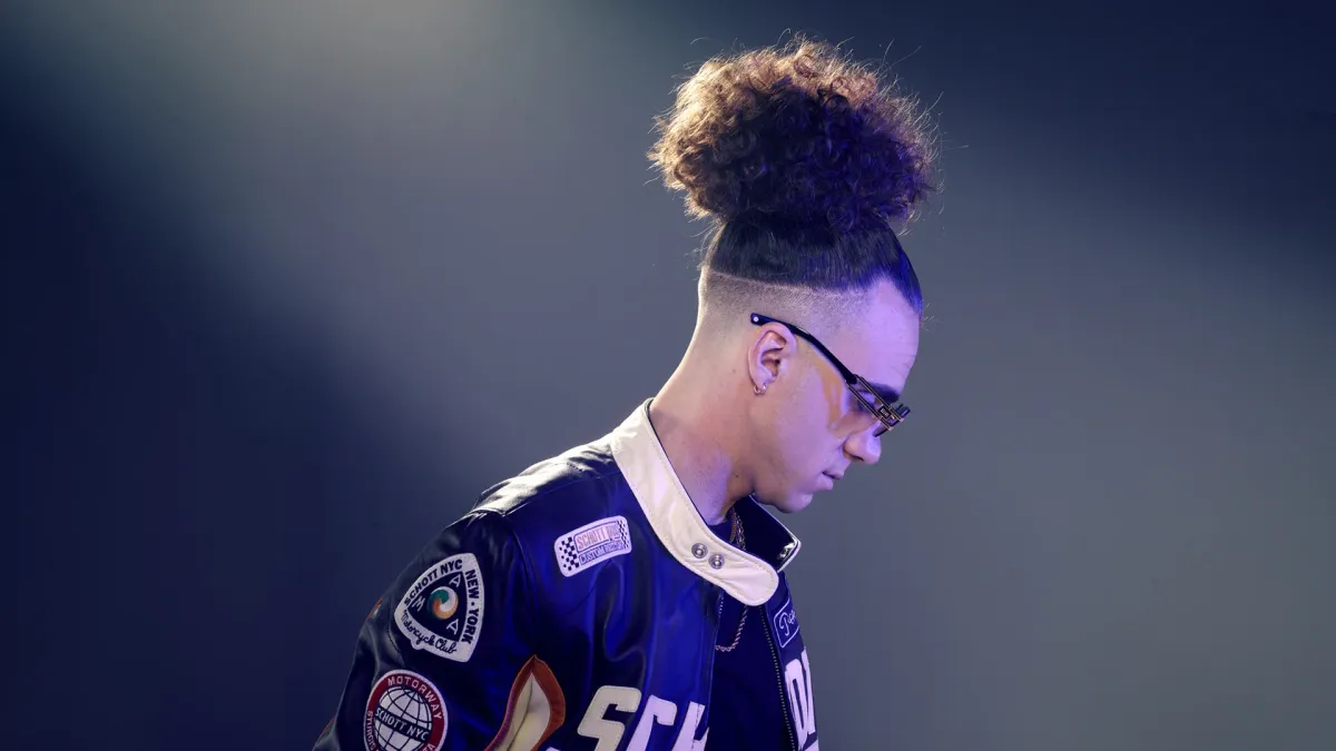 Blaiz Fayah in BESAN\u00c7ON