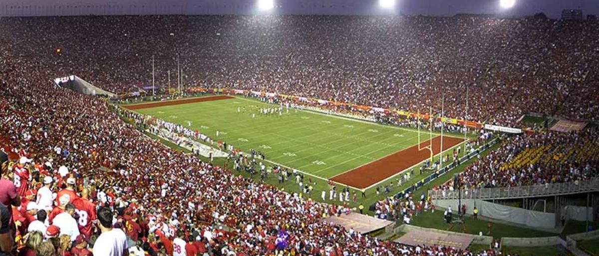 USC Trojans at Notre Dame Fighting Irish Football
