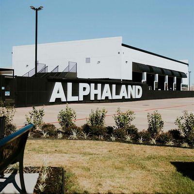 ALPHALAND Gym