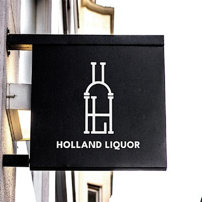 Holland Liquor