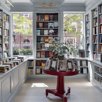 Beacon Hill Books & Cafe