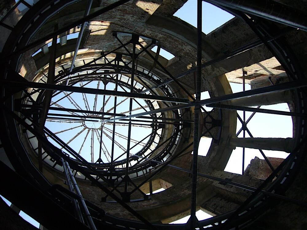 Memory Conflict and Peace