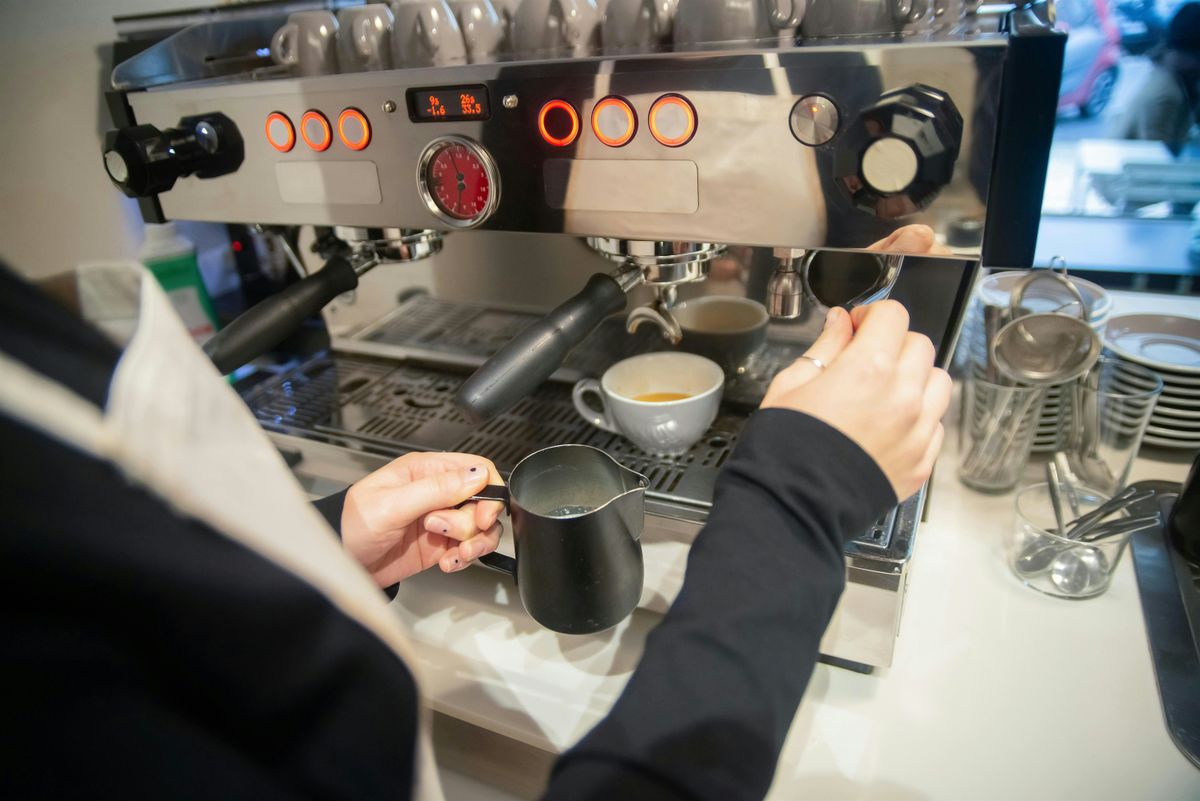 Barista Pathway Series Part 3 - Milk Texture, Latte Art, and Drink Assembly