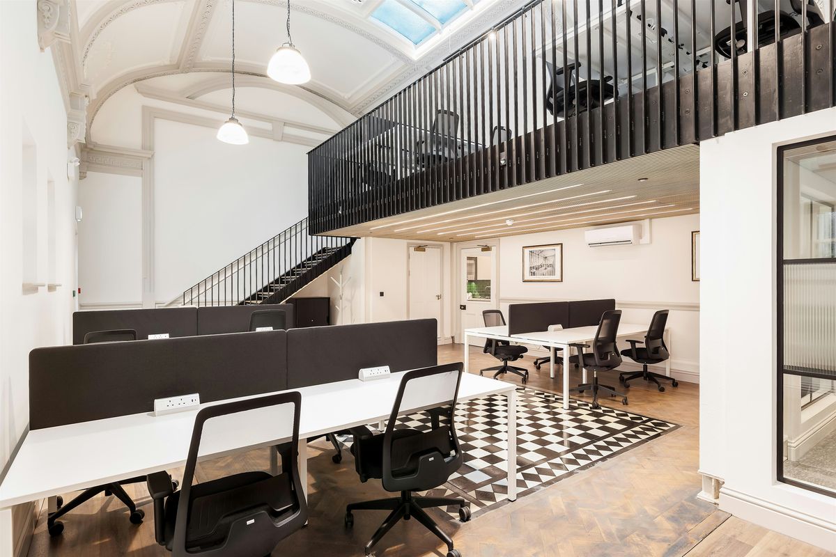Free Coworking at The Lodge by Venaspace
