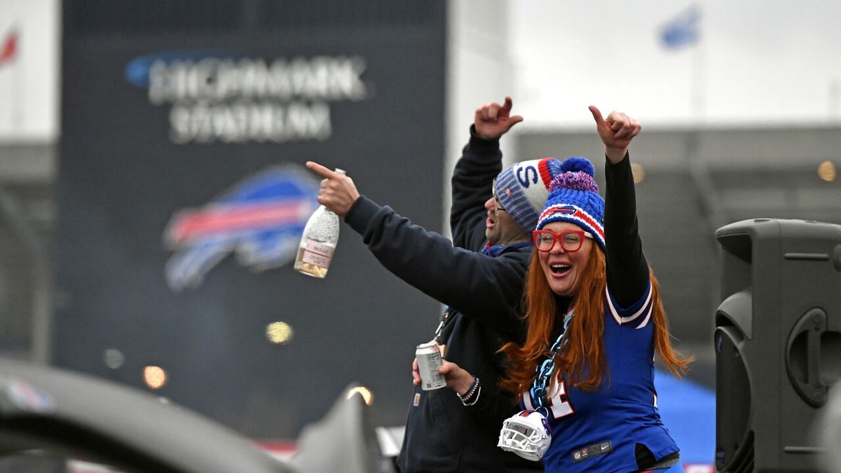 PARKING: New England Patriots vs. Buffalo Bills