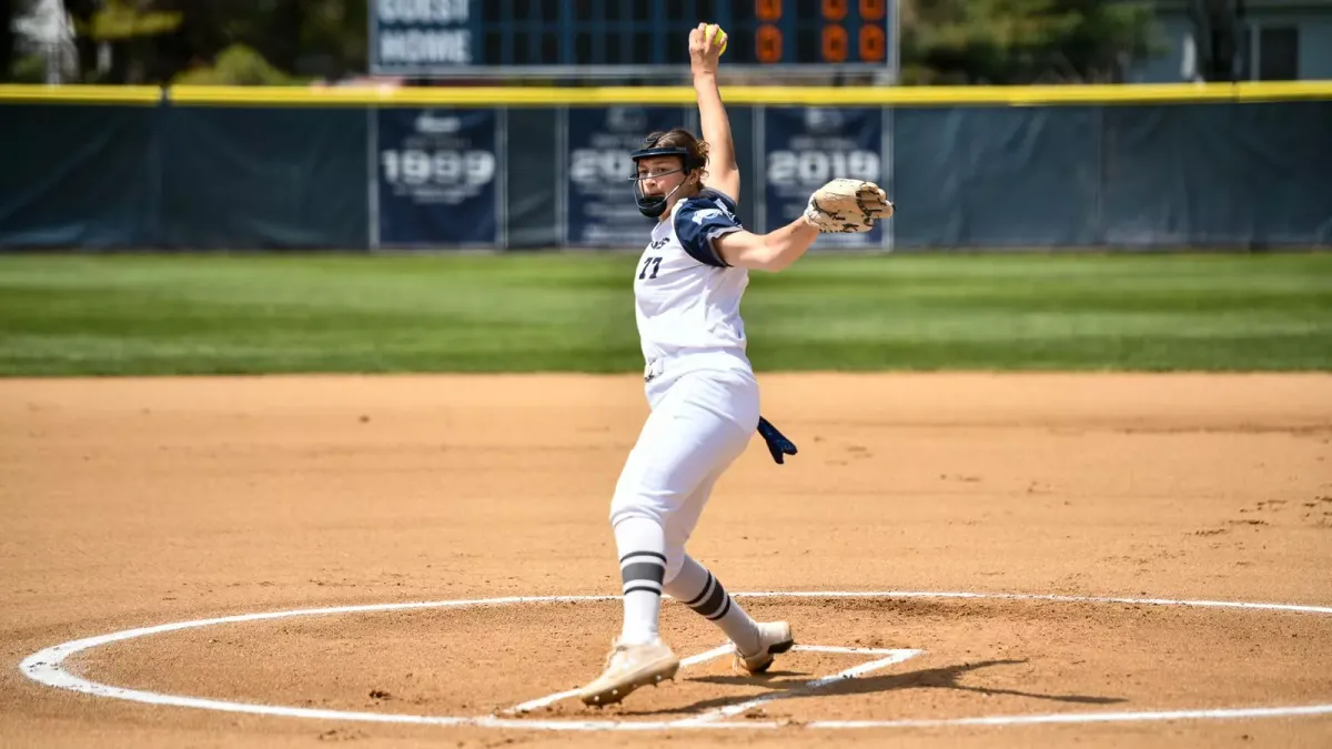 Parking Monmouth Hawks at Hofstra Pride Mens Basketball