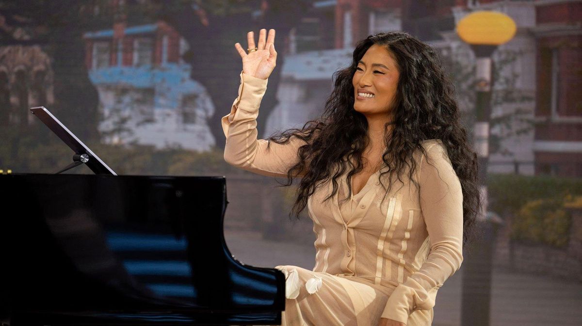 Chloe Flower at Wheeler Opera House