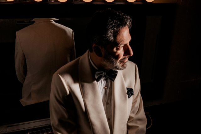 John Pizzarelli Trio (Early) in Evanston