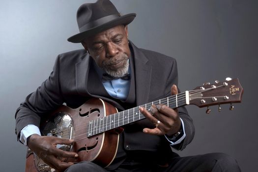 Lurrie Bell w\/ the Blues Prophets
