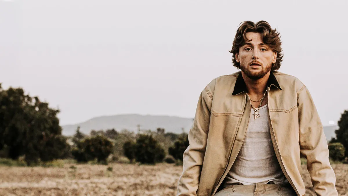 Bailey Zimmerman, Dylan Marlowe, Drew Baldridge in Bridgeport