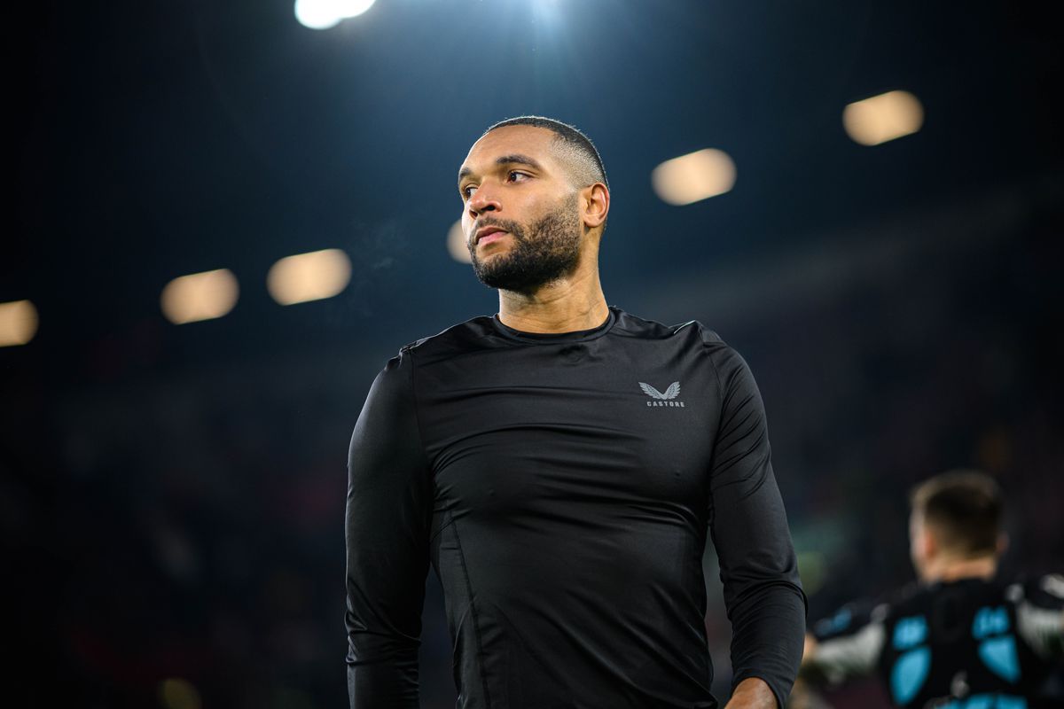 Bayer 04 Leverkusen vs Hamburger SV at Bay Arena