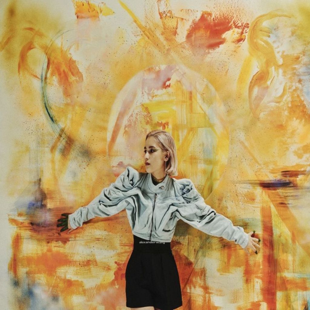 anly - loop around the world;