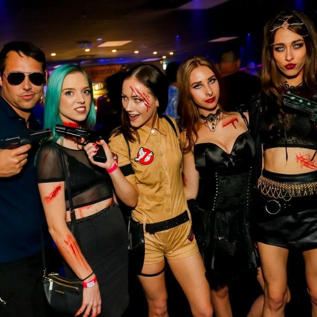 Cardiff Halloween Bar Crawl \/\/ Scary Mary Street