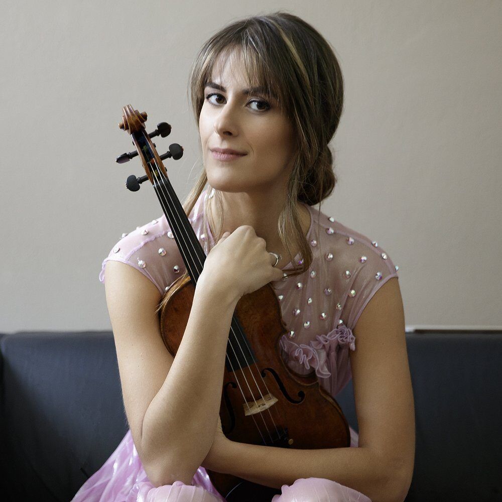 Vancouver Symphony Orchestra: August Hadelich Plays Brahms