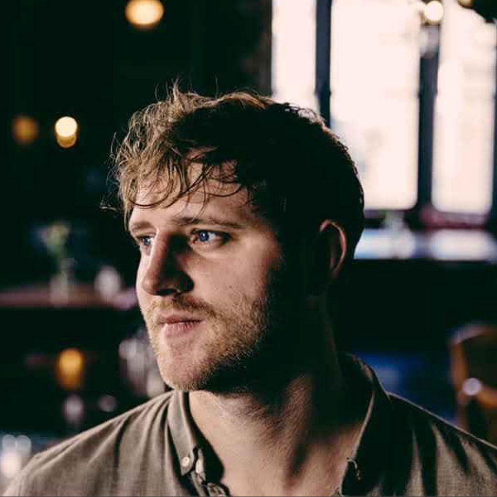 Live At The Mesmerist: Dessie MaGee Acoustic Session
