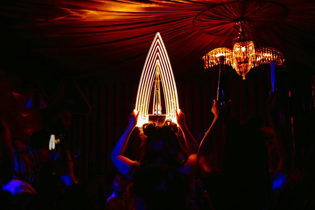 Hawthorn feat. Dirty Not Sorry Holiday Takeover