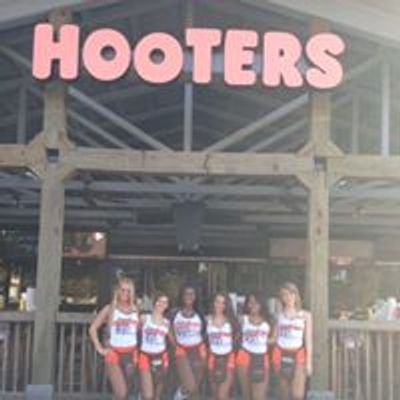 Hooters Mobile-Airport