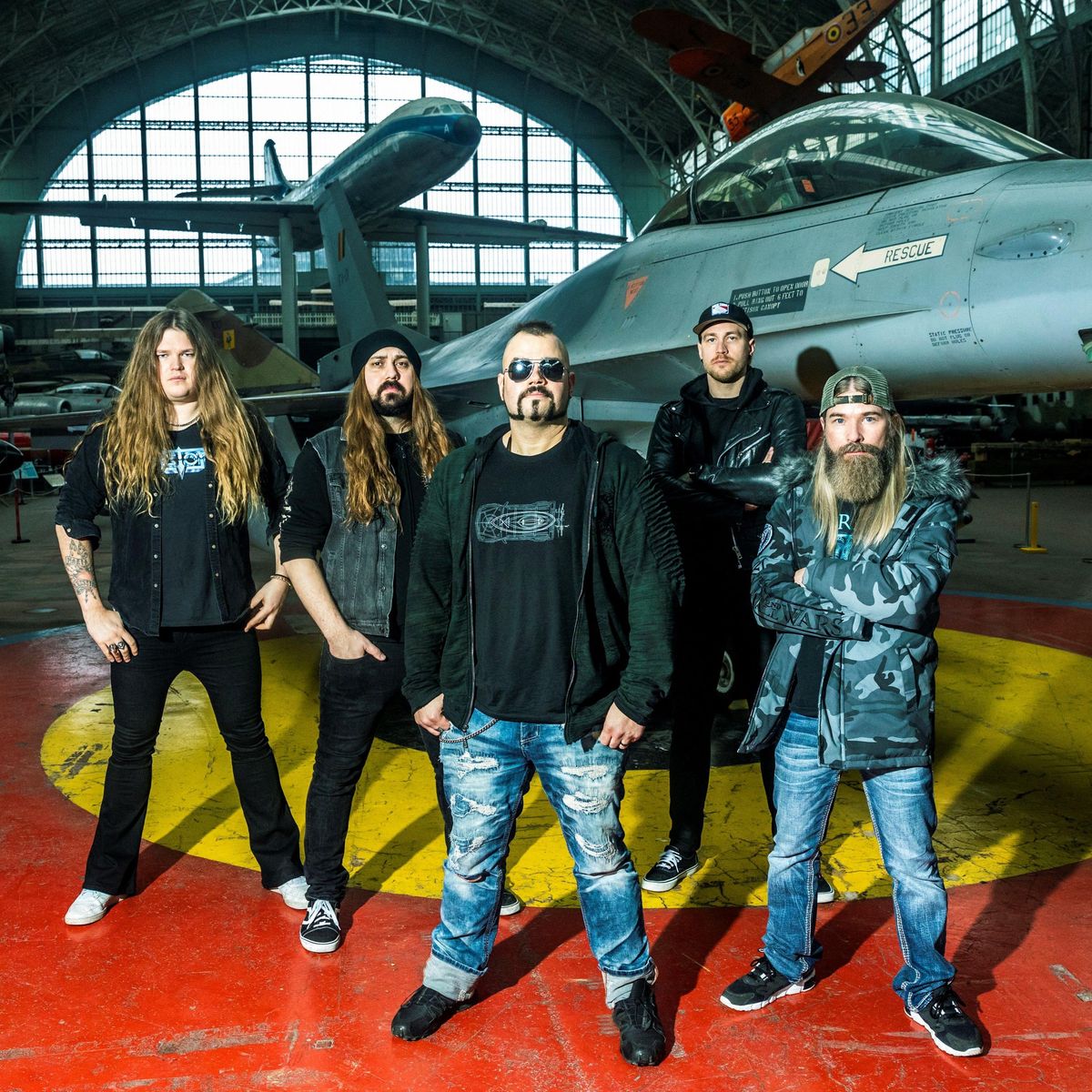 Sabaton with Pop Evil, Wings of Steel