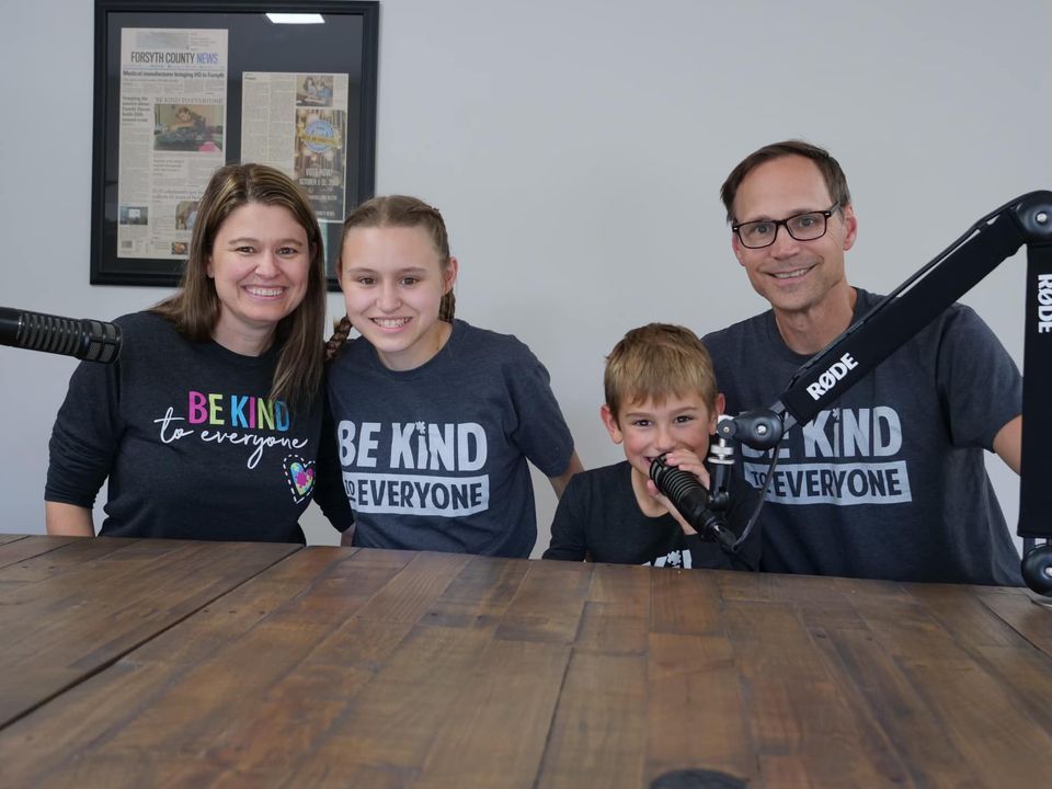 Be Kind to Everyone Night at O'Charley's