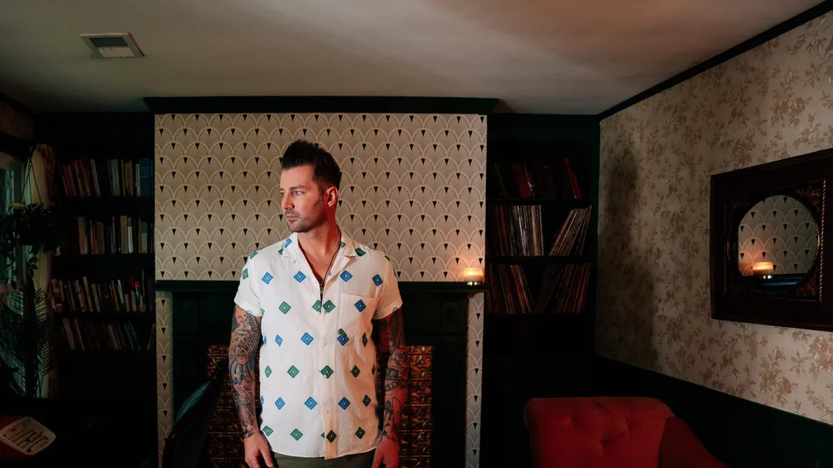 Secondhand Serenade in Cardiff