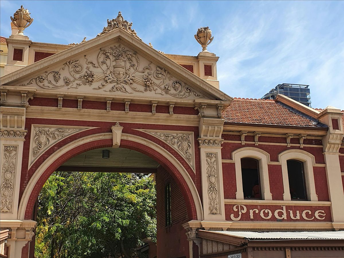 Walking Tour: Market to Market