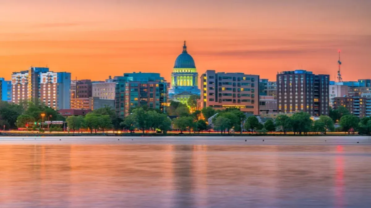 Shut Up & Write! Madison Lakeside Cafe