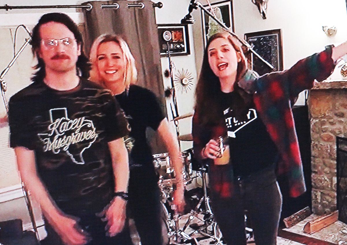 Weakened Friends at X-Ray Arcade