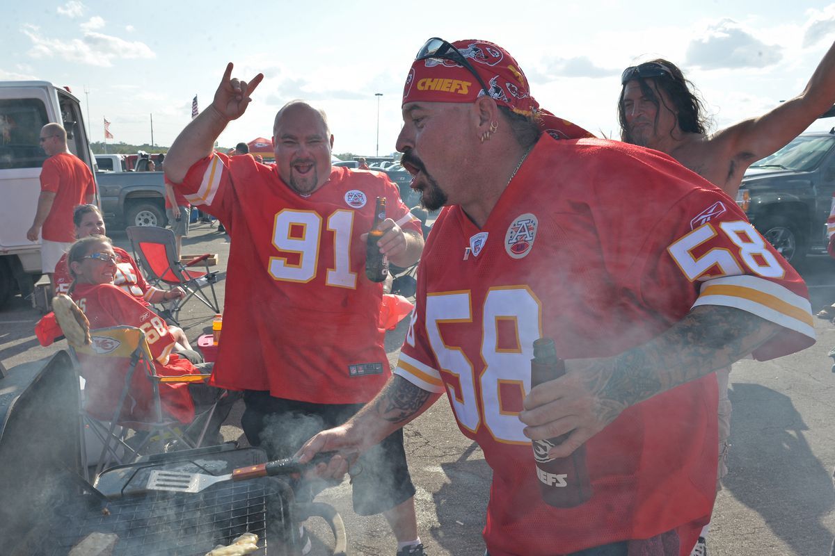 Kansas City Red Zone Tailgate: Kansas City Chiefs vs. Denver Broncos Kansas  City Tickets 10/12/2023