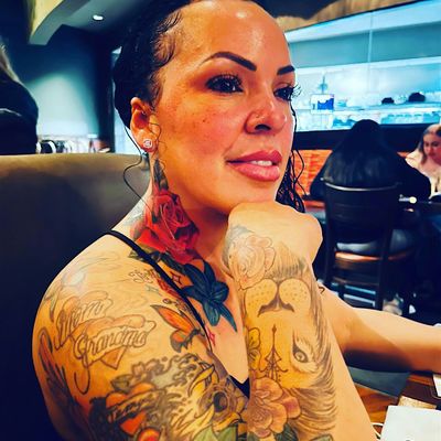Pretty lady Inc