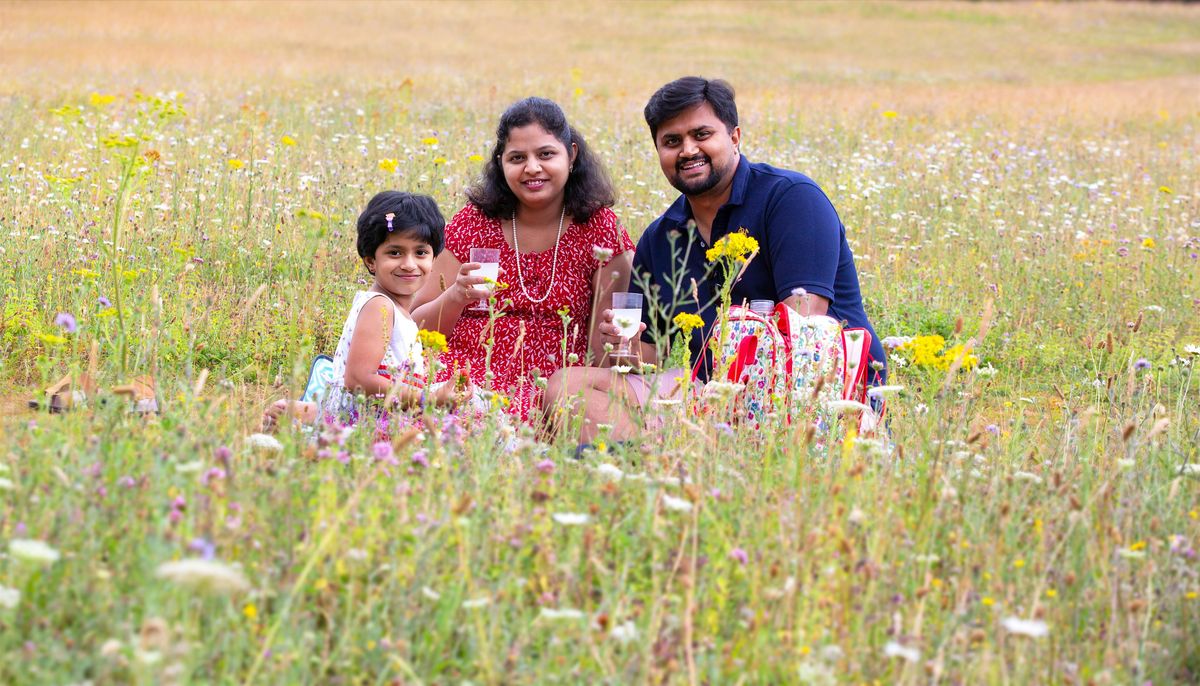 Wild in the Orchard(Trumpington Meadows): family walk & BringYourOwn-picnic