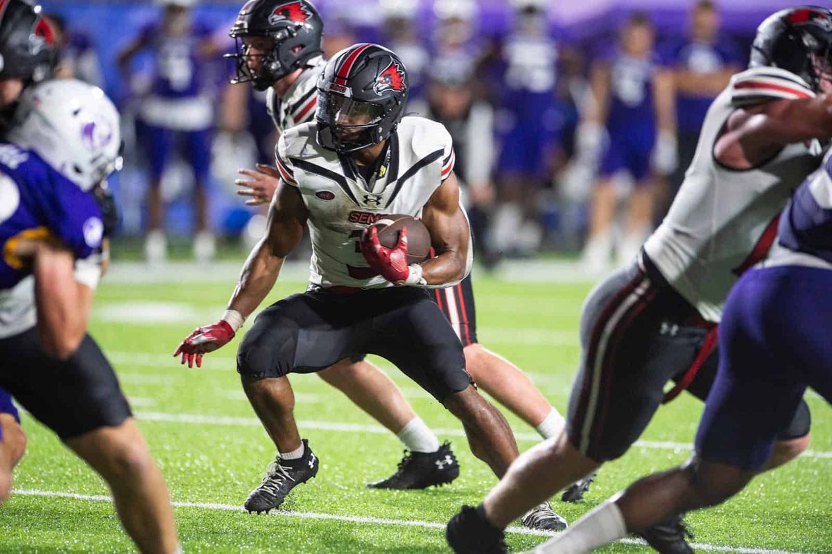 Southeast Missouri Redhawks vs. Charleston Southern Buccaneers