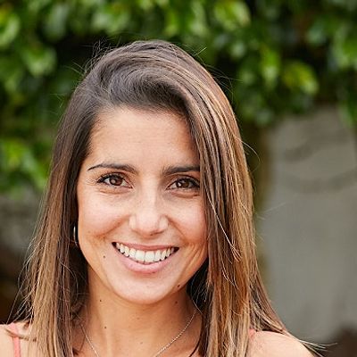 Therapist and Embodiment Coach Emi Souza