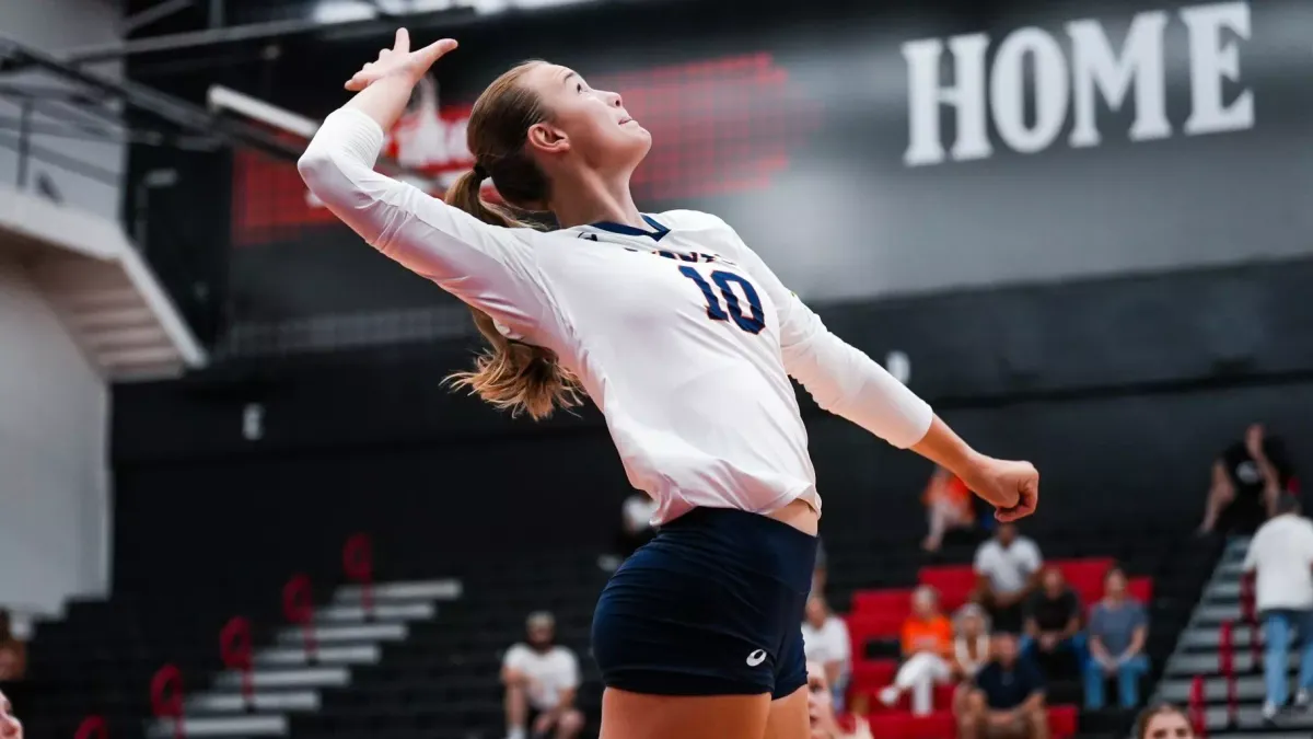 Parking Pepperdine Waves at San Francisco Dons Womens Basketball
