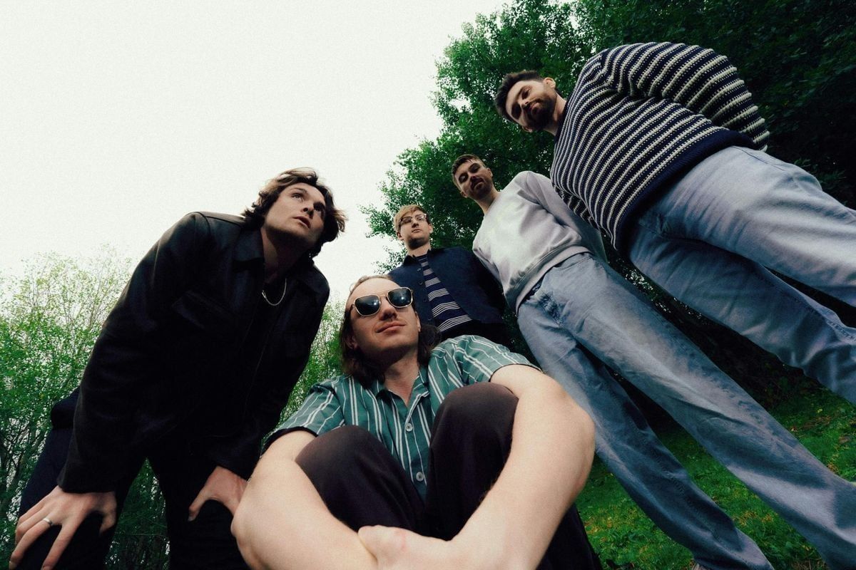The Silver Bars | Manchester, Gullivers