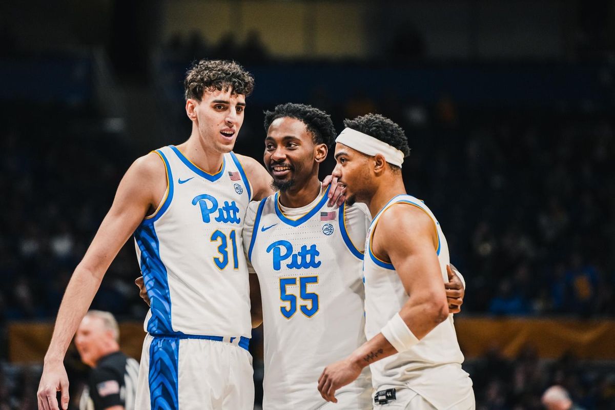 Pittsburgh Panthers at Penn State Nittany Lions Mens Basketball