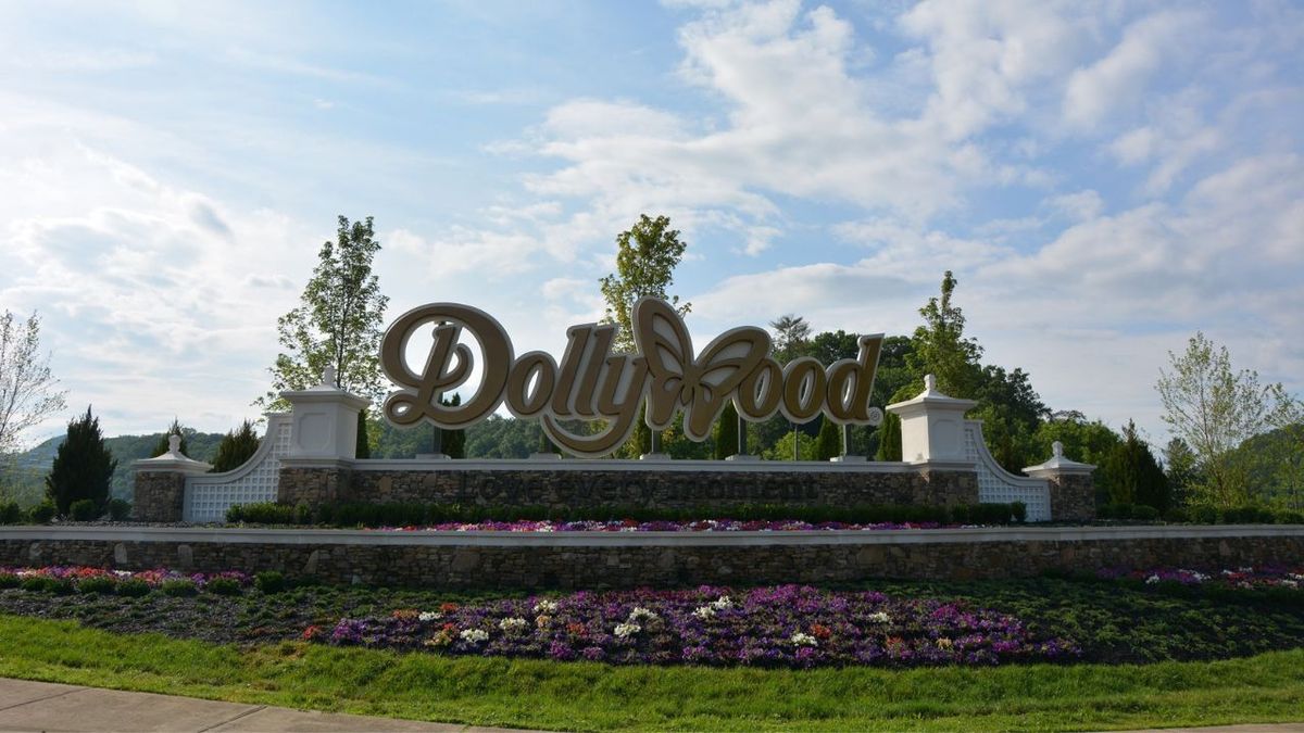 Dollywood - One Day Pass