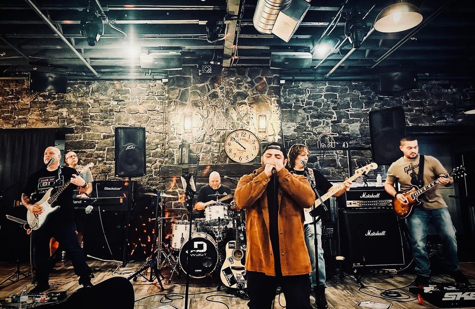 Pearl Jam Tribute rocks Harrys! Harry's, Scranton, PA December 16, 2023