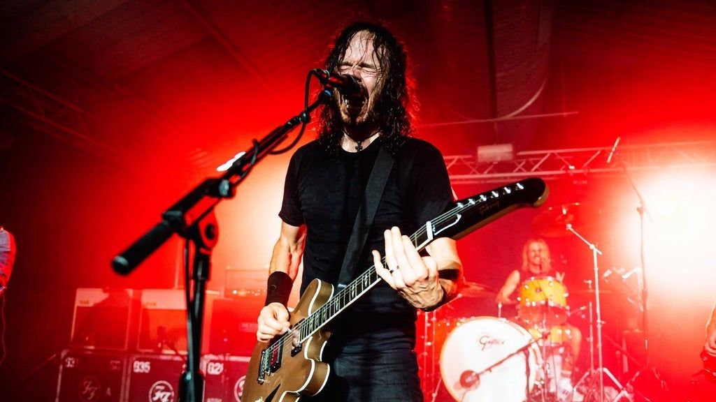 Uk Foo Fighters