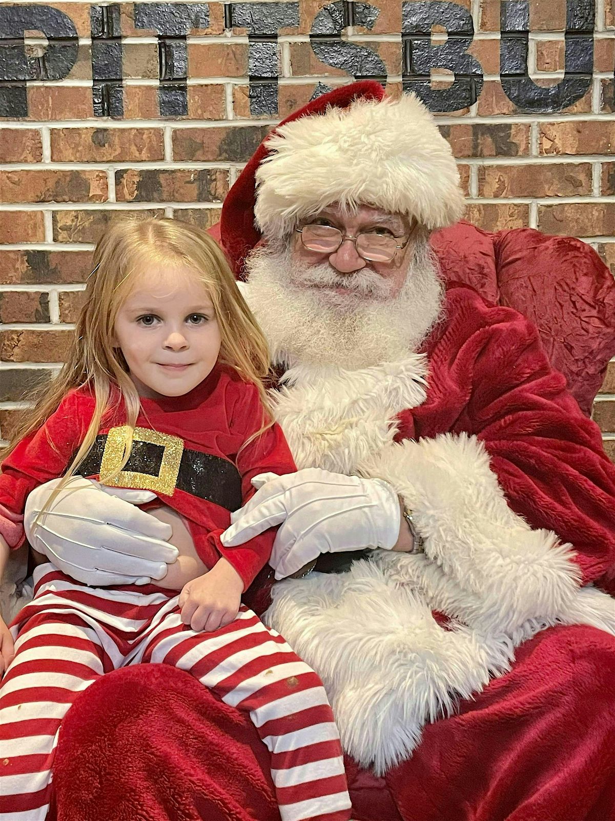 Breakfast with Santa at Cadence Clubhouse