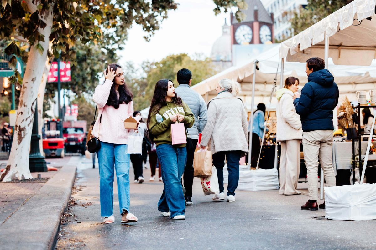 Hometown Holiday Market