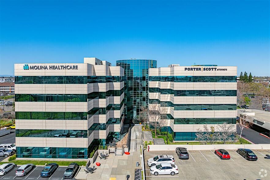 \u2615\u200d\u200dCoffee & Cowork: Tour For Office Space at 2180 Harvard Street!\u200d\u200d\u200d\u200d