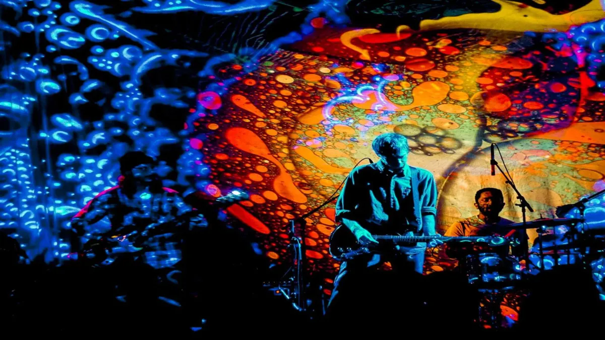 LSD and the Search for God, 60 juno in Santa Barbara