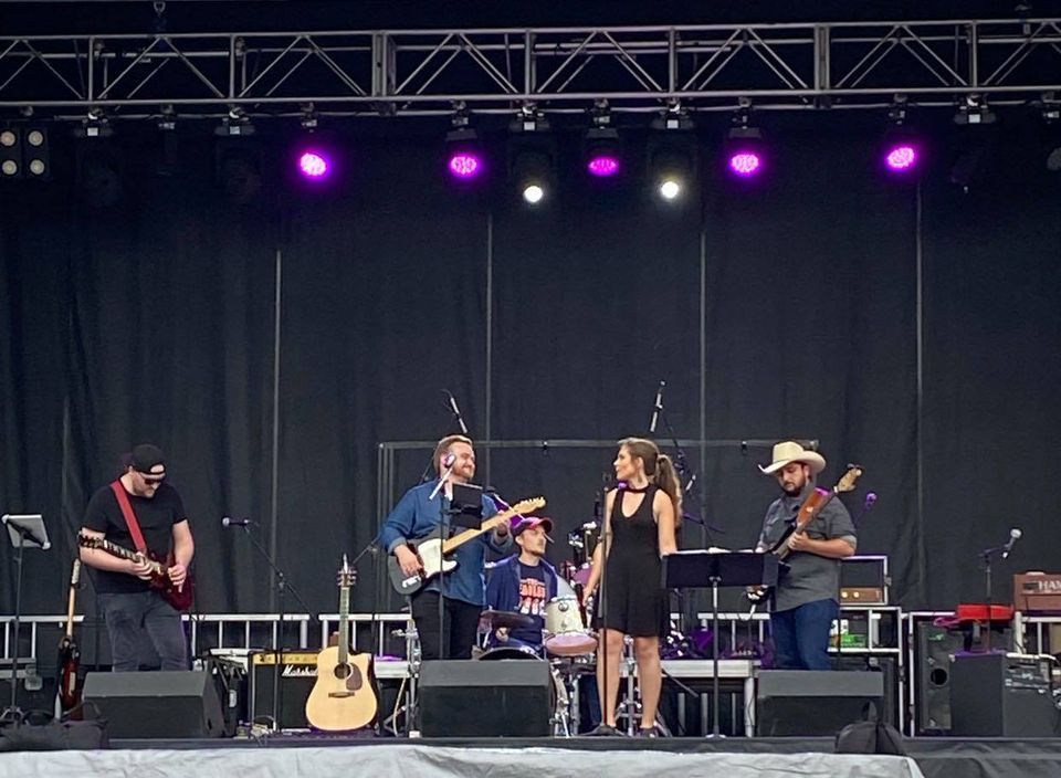 JMB at 3100 at Broadway